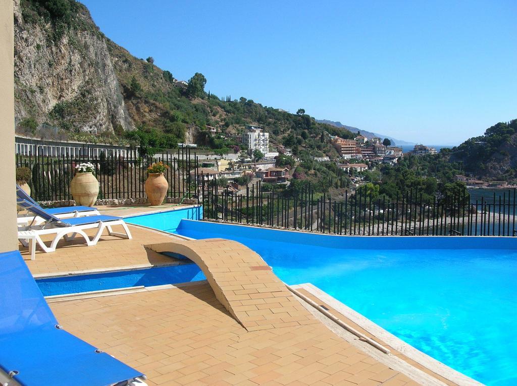 Villa Isola Bella Taormina Phòng bức ảnh